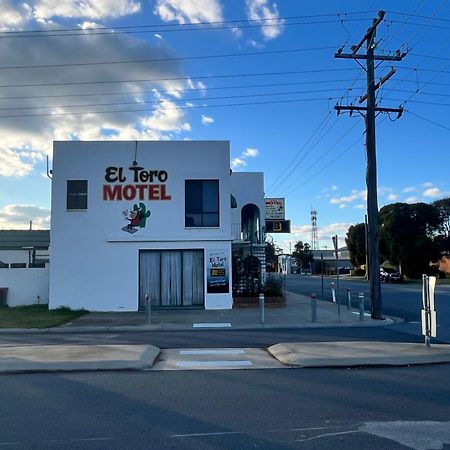 El Toro Motel Numurkah Екстер'єр фото